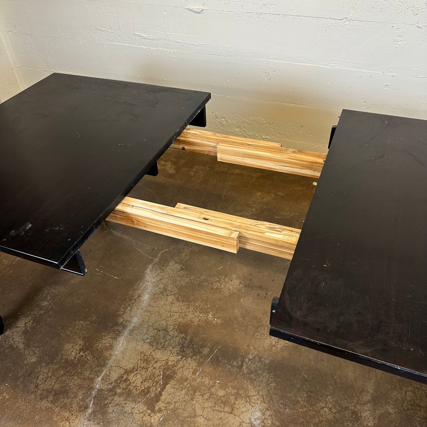 "AS IS" Crate and Barrell Kipling Dining Table /w Leaf