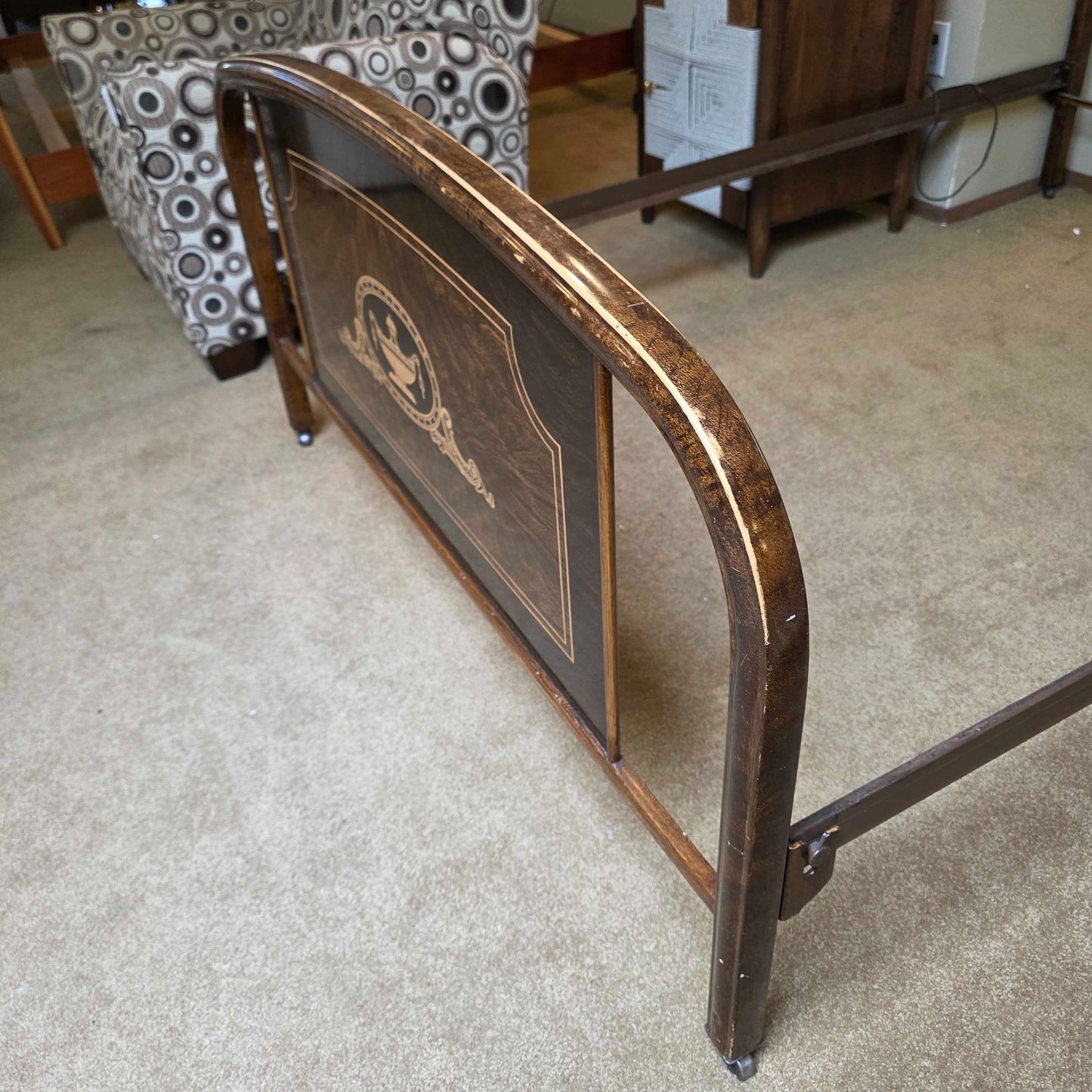 Metal w/ Faux Wood Print Orante Full Bed Frame