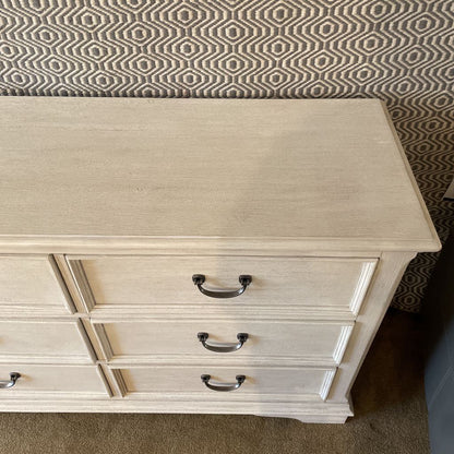 Liberty Furniture 6 Drawer White Textured Lowboy Dresser