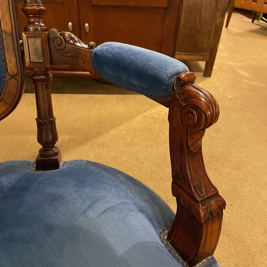 Blue Velvet Victorian Ornate Carved Arm Chair U ACCENT CHAIRS