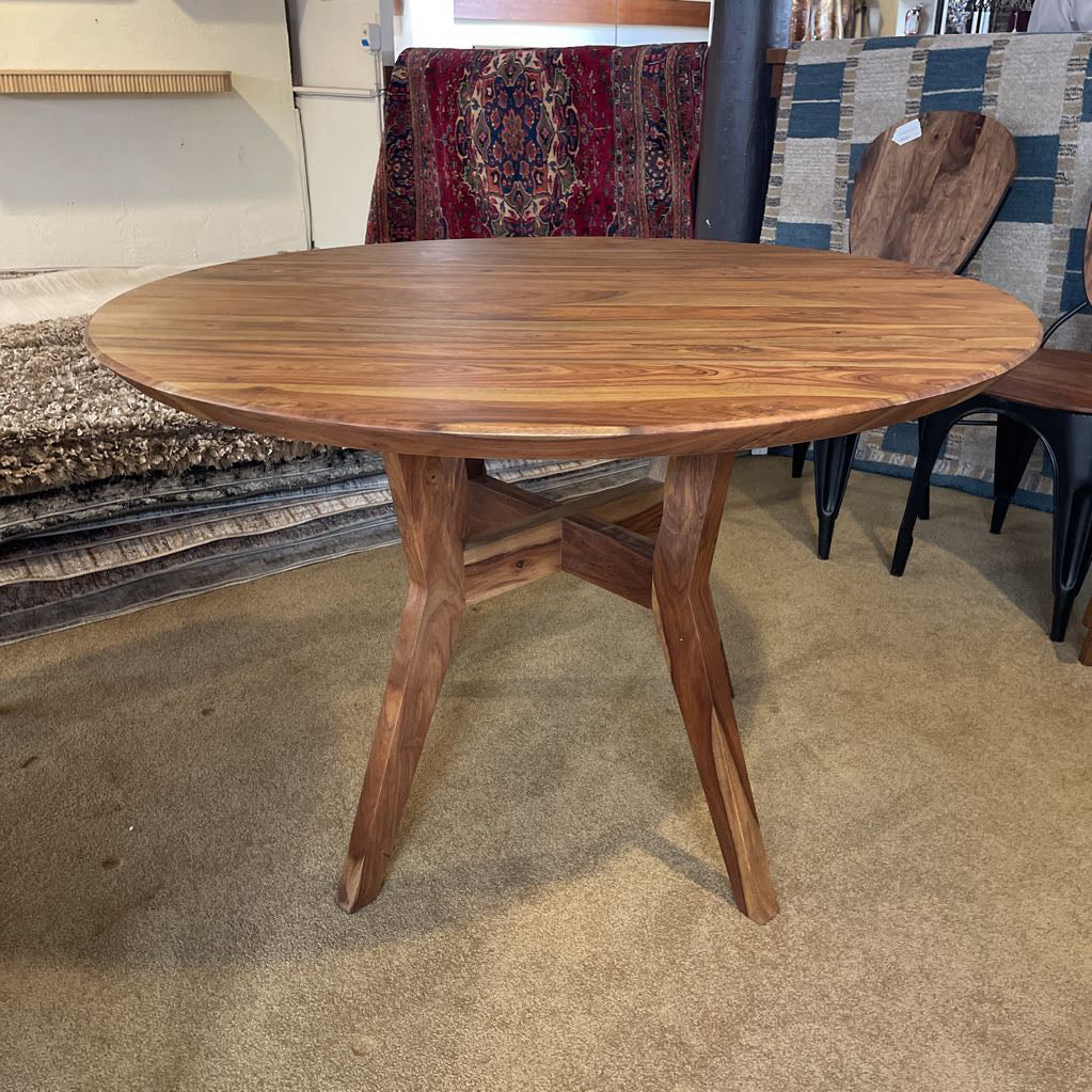 Natural Metro Round Dining Table C DINING TABLES