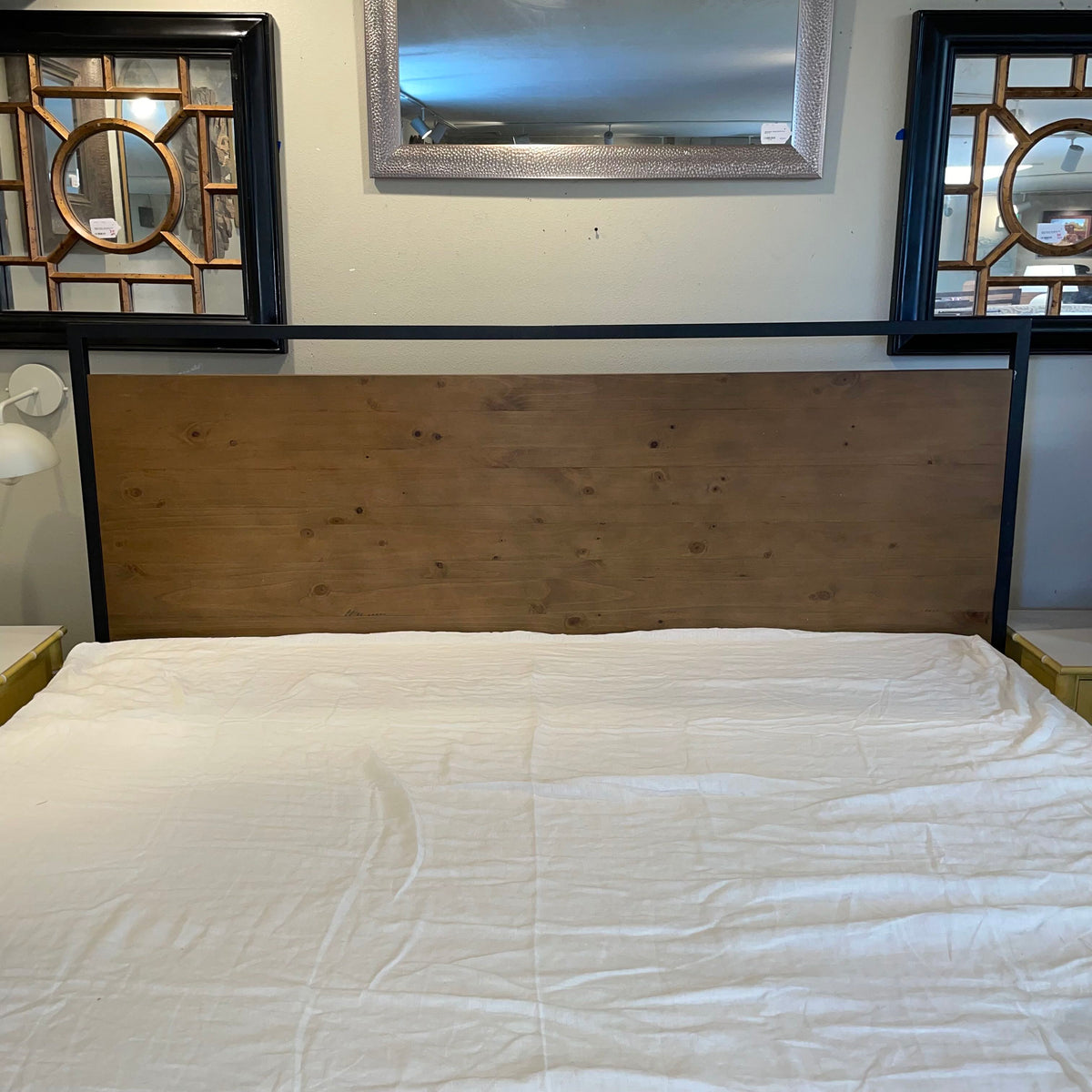 King Size Metal Frame Wooden Bed Frame w/ Under Bed Storage *As Is* C BED FRAMES
