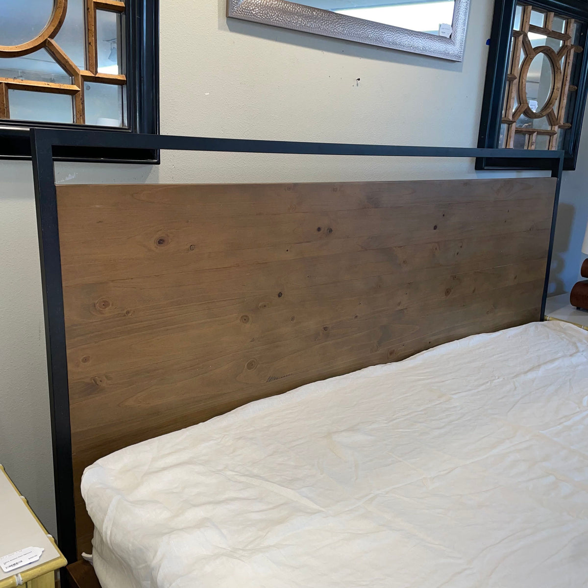 King Size Metal Frame Wooden Bed Frame w/ Under Bed Storage *As Is* C BED FRAMES