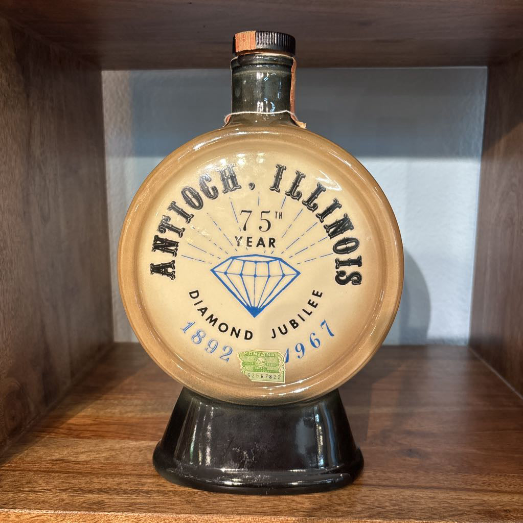 Anrioch Illinois Decanter