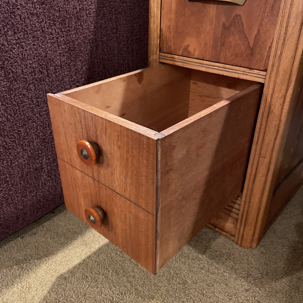 Vintage Deco Waterfall Vanity C DESKS