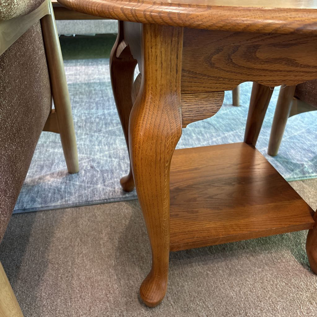 MC Round Top Accent Table w/Lower Shelf C SIDE TABLES
