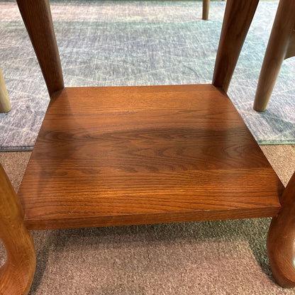 MC Round Top Accent Table w/Lower Shelf C SIDE TABLES