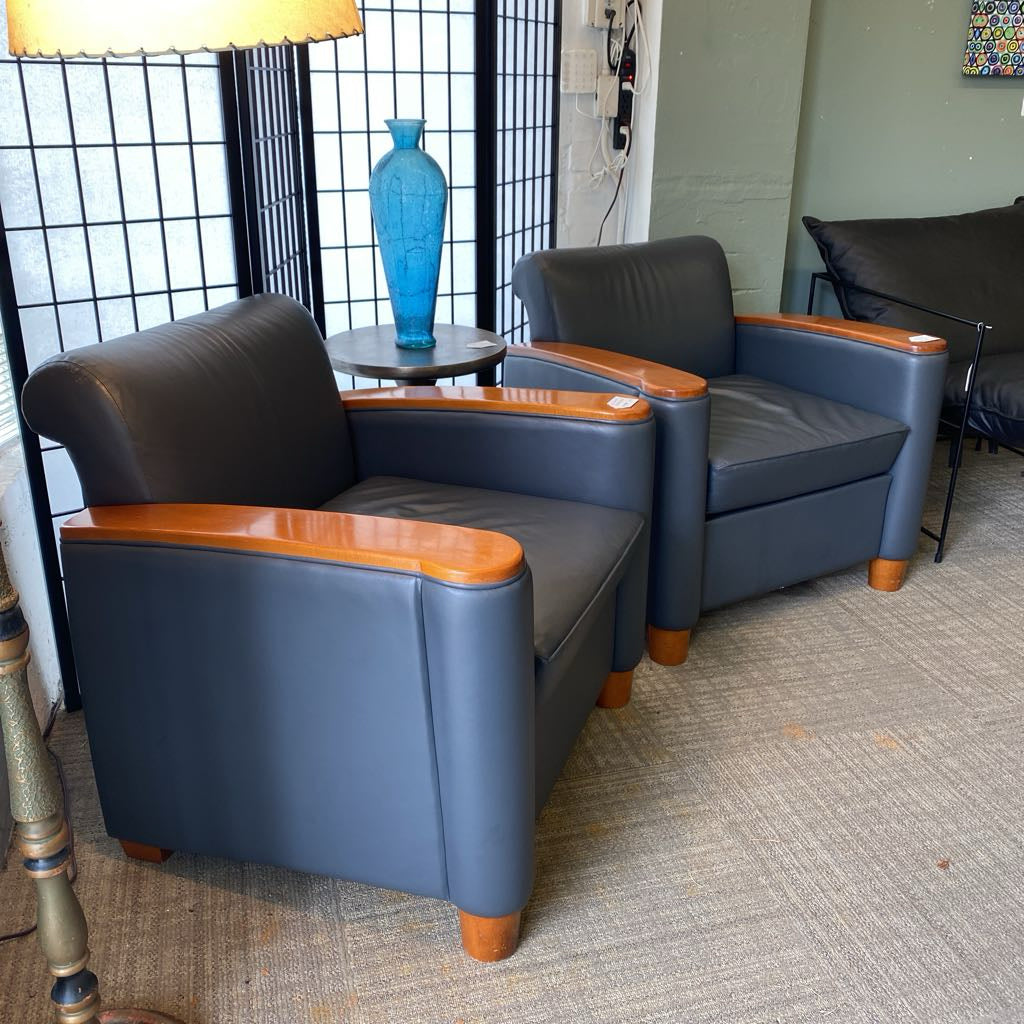 AGI INDUSTRIES Contemporary Grey Wood Arm Club Chair U ACCENT CHAIRS