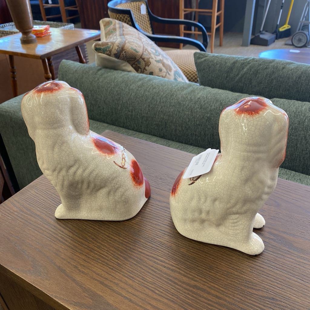 STAFFORDSHIRE WARE SPANIELS PAIR UNIQUE FINDS