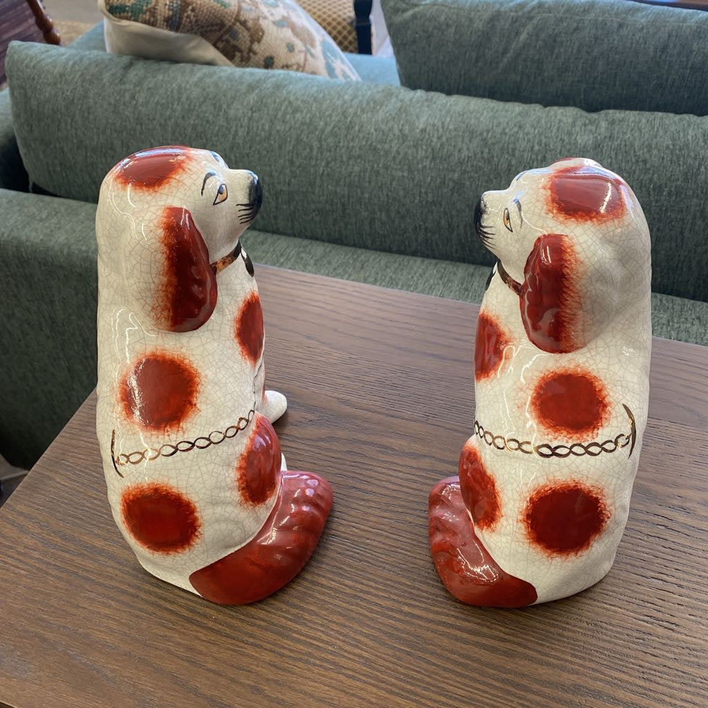 STAFFORDSHIRE WARE SPANIELS PAIR UNIQUE FINDS
