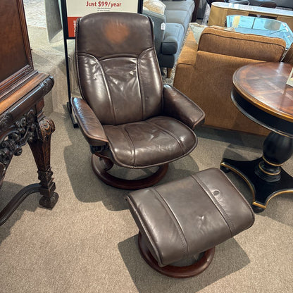 Stressless Brown Leather Recliner w/ Ottoman U ACCENT CHAIRS