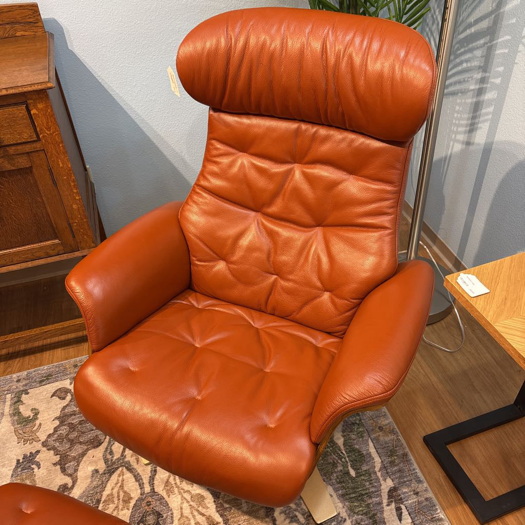 MCM Bentwood Orange Leather Recliner w/ Ottoman U ACCENT CHAIRS