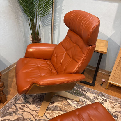 MCM Bentwood Orange Leather Recliner w/ Ottoman U ACCENT CHAIRS
