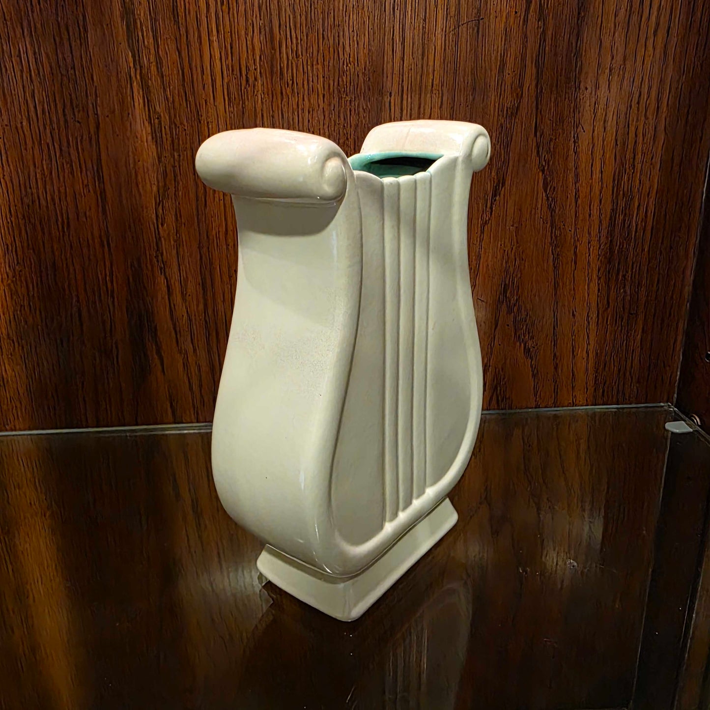 Vint. REDWING Lyre Vase