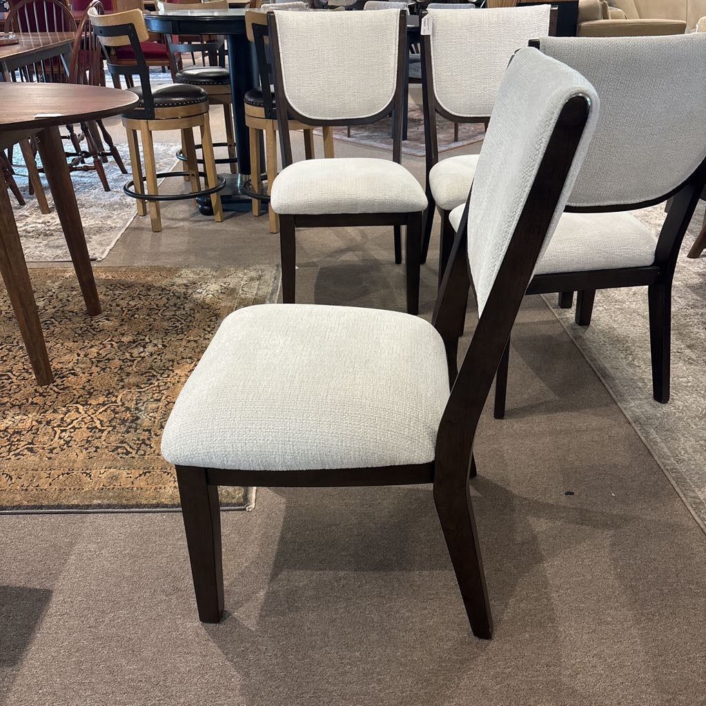 Set of 4 Ashley Breckington Dining Chairs