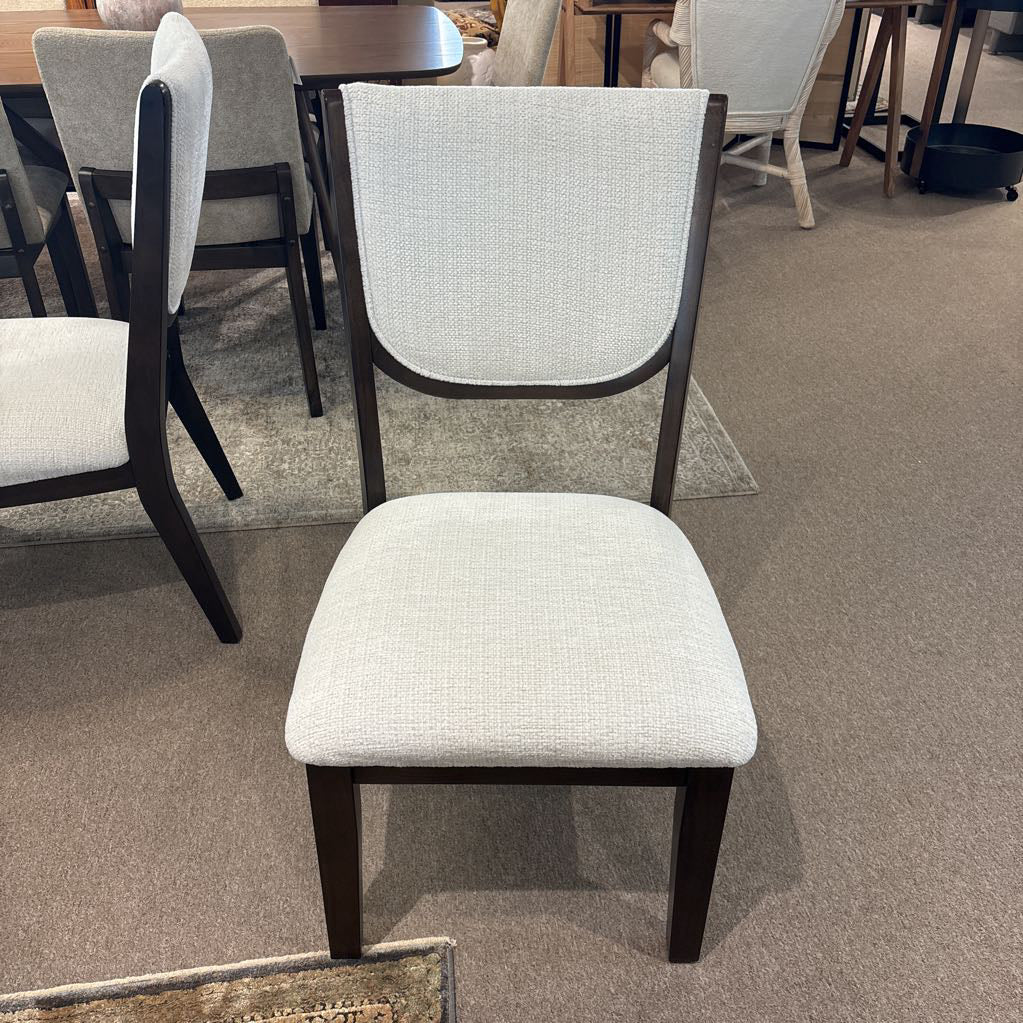 Set of 4 Ashley Breckington Dining Chairs