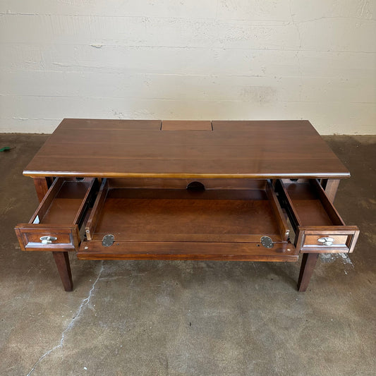 Traditional 3 Drawer Desk w/ Power