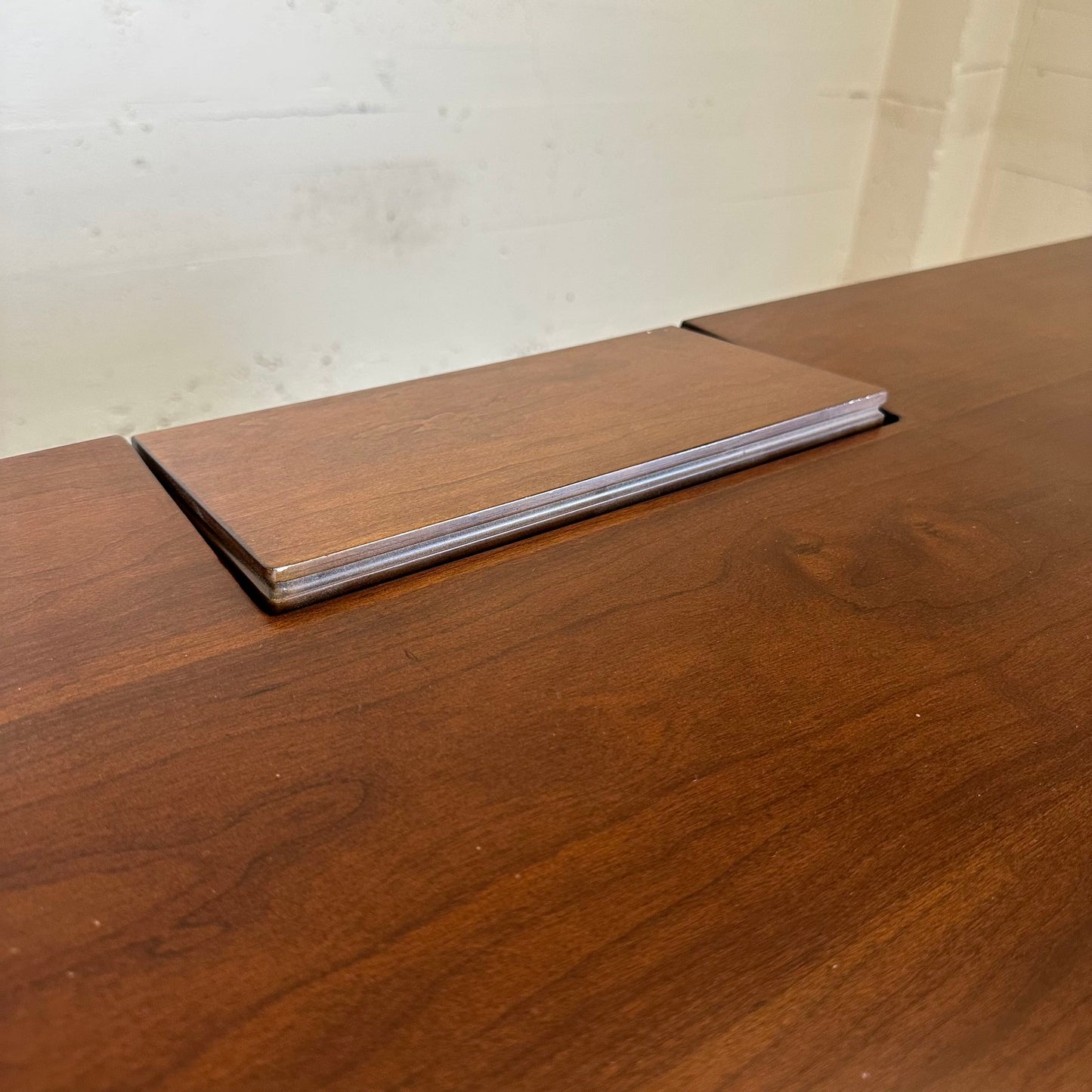 Traditional 3 Drawer Desk w/ Power