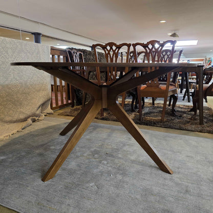 Article Conan "X" Base Round Dining Table