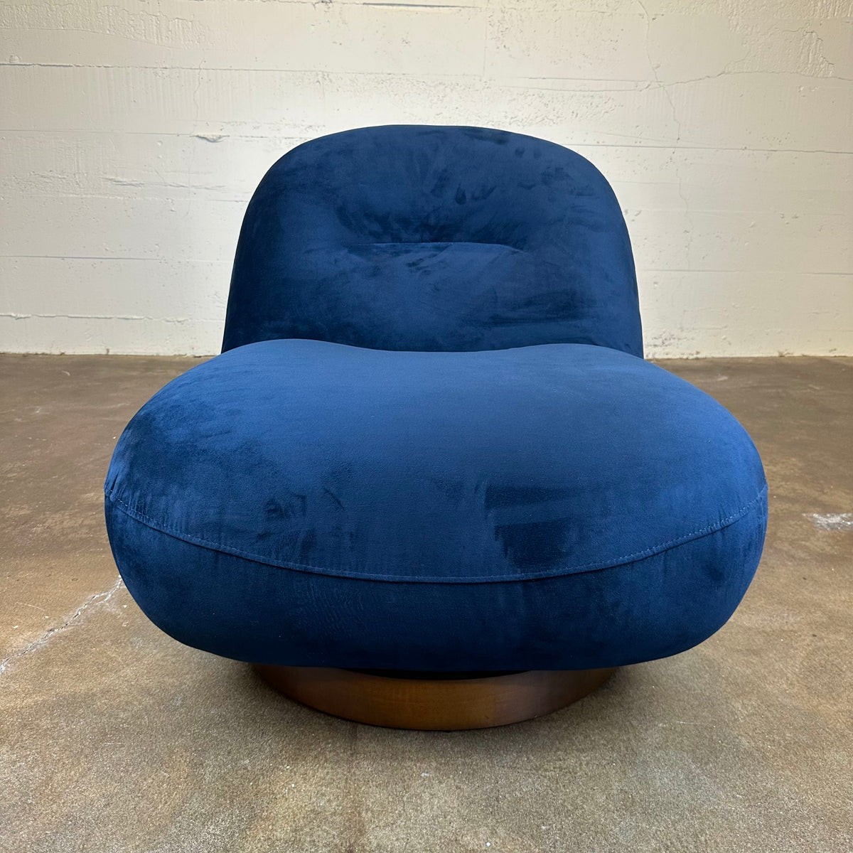 Matapi Navy Accent Chair U ACCENT CHAIRS