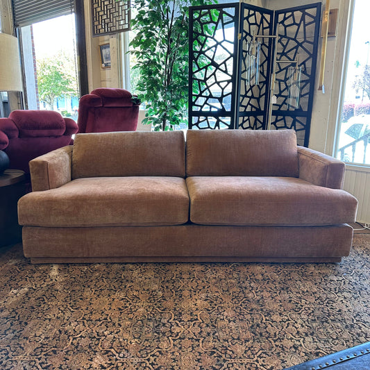 Becker Gold Sofa U SOFAS
