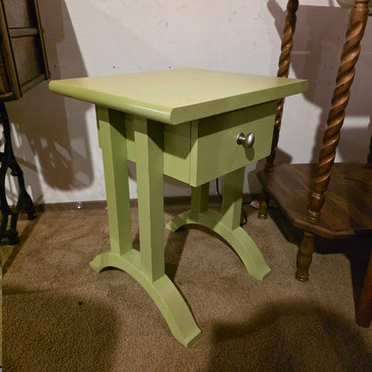Low Grass Green-Painted 1 Drawer Nightstand