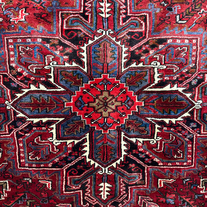 40's-60's Persian Rug (6'9"x9'6")