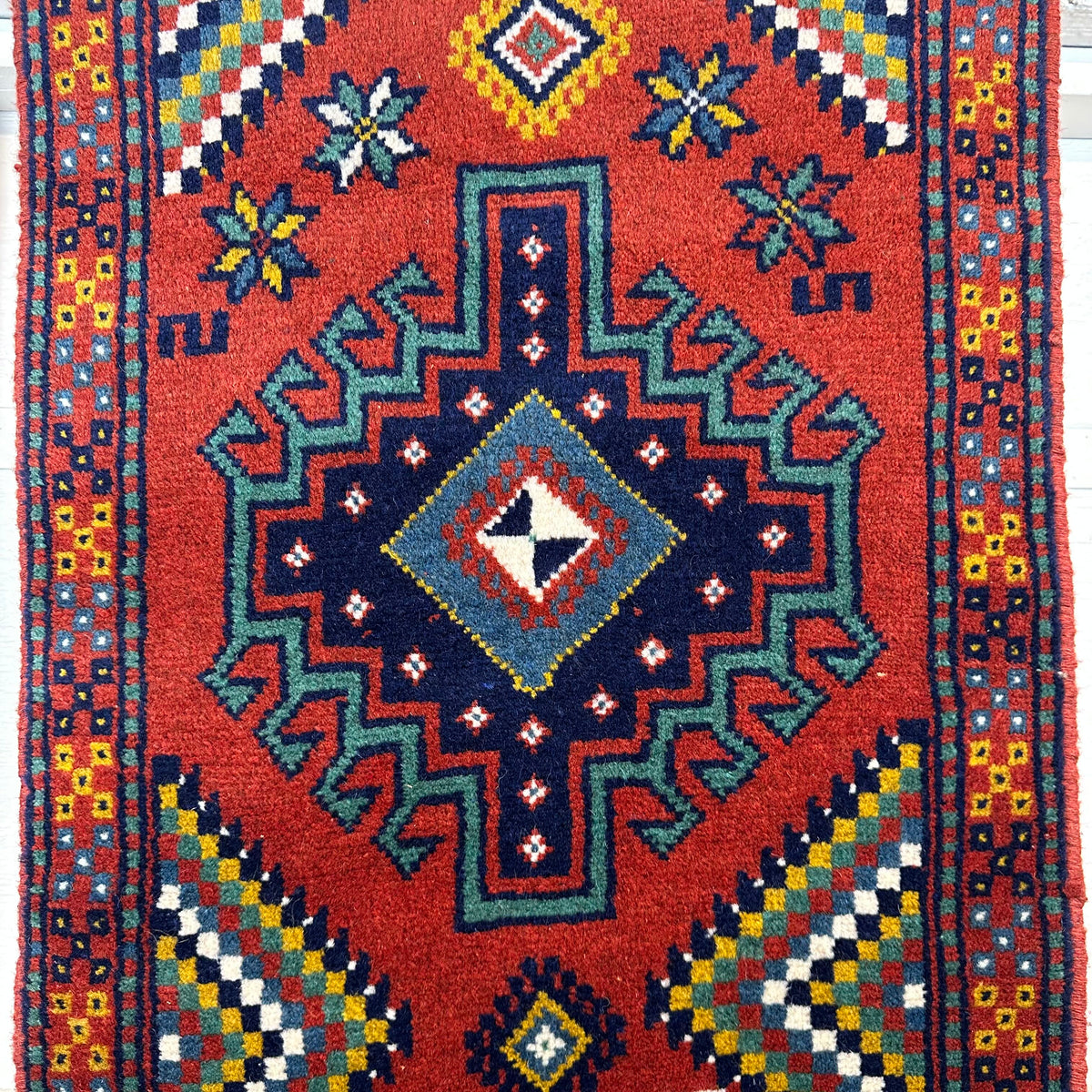 2000's Persian Runner (2'2"x6'5") RUGS