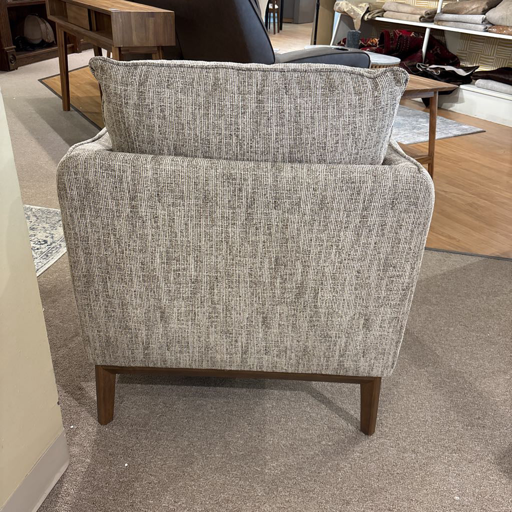 Lithia Brown Chair U ACCENT CHAIRS