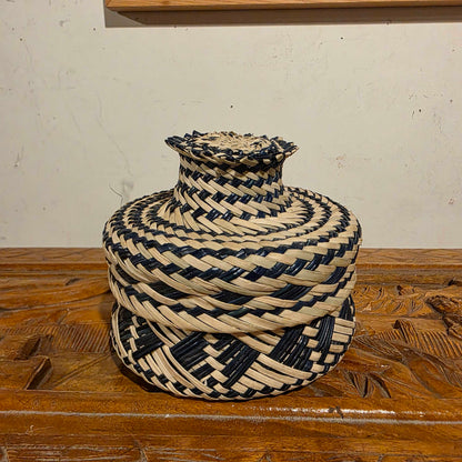 Dark Blue and White Design Small Basket with Knob Lid