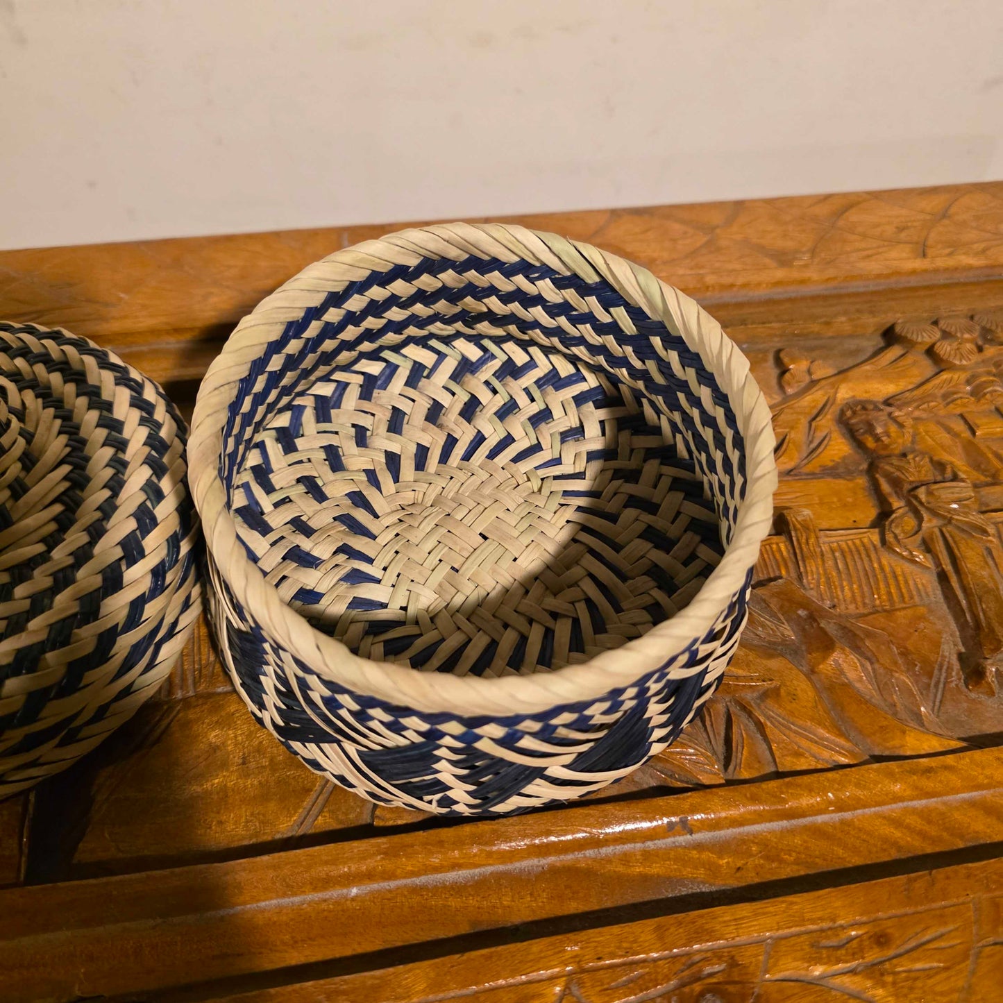 Dark Blue and White Design Small Basket with Knob Lid