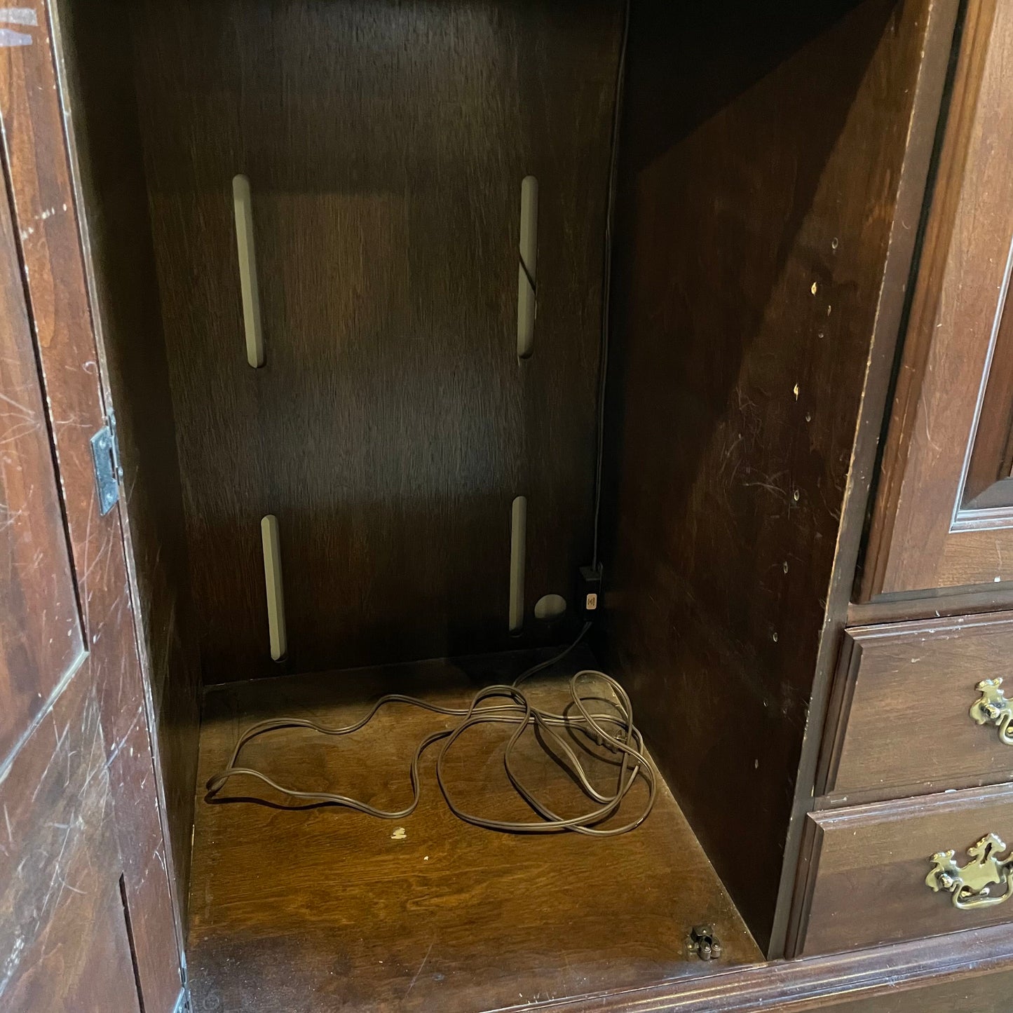 Pennsylvania House Cherry Entertainment Cabinet
