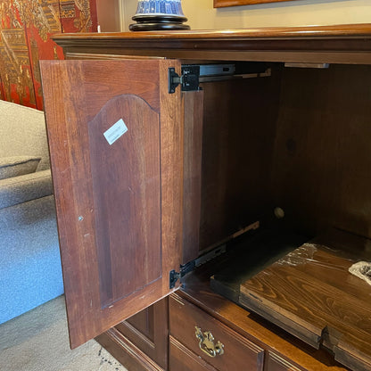Pennsylvania House Cherry Entertainment Cabinet