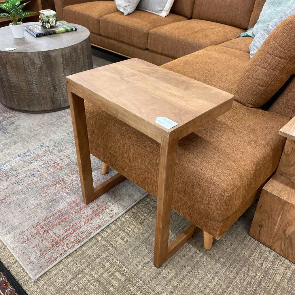 Large Light Wood C Table C SIDE TABLES