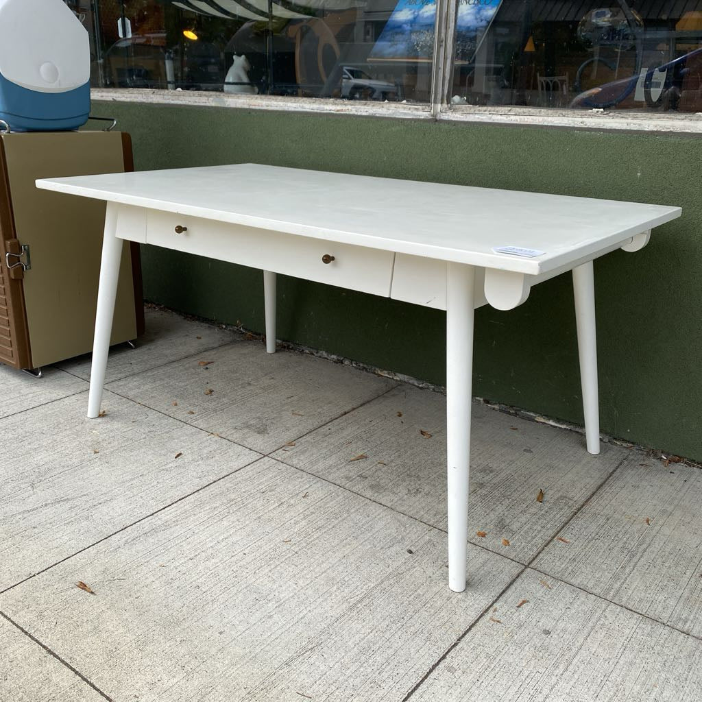 Tall White Coffee/ Kid Crafts Table C COFFEE TABLES