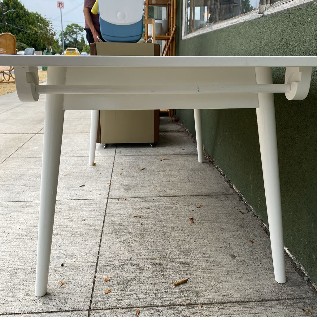 Tall White Coffee/ Kid Crafts Table C COFFEE TABLES