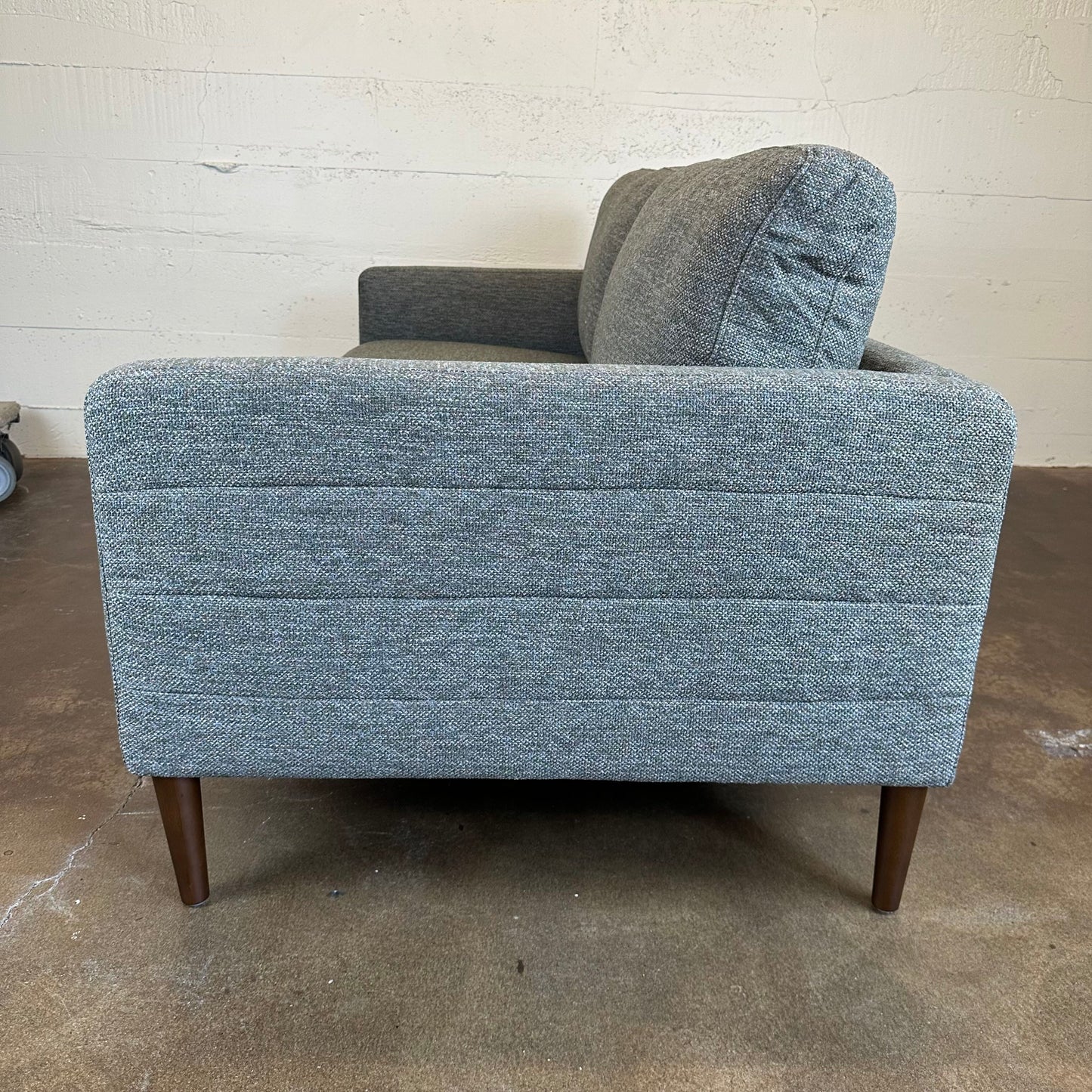 Staten Grove Sofa