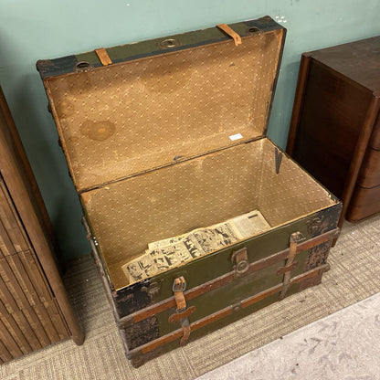 Antique Green Steamer Trunk C TRUNKS