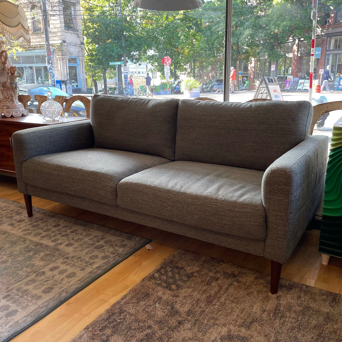 Staten Grove Sofa