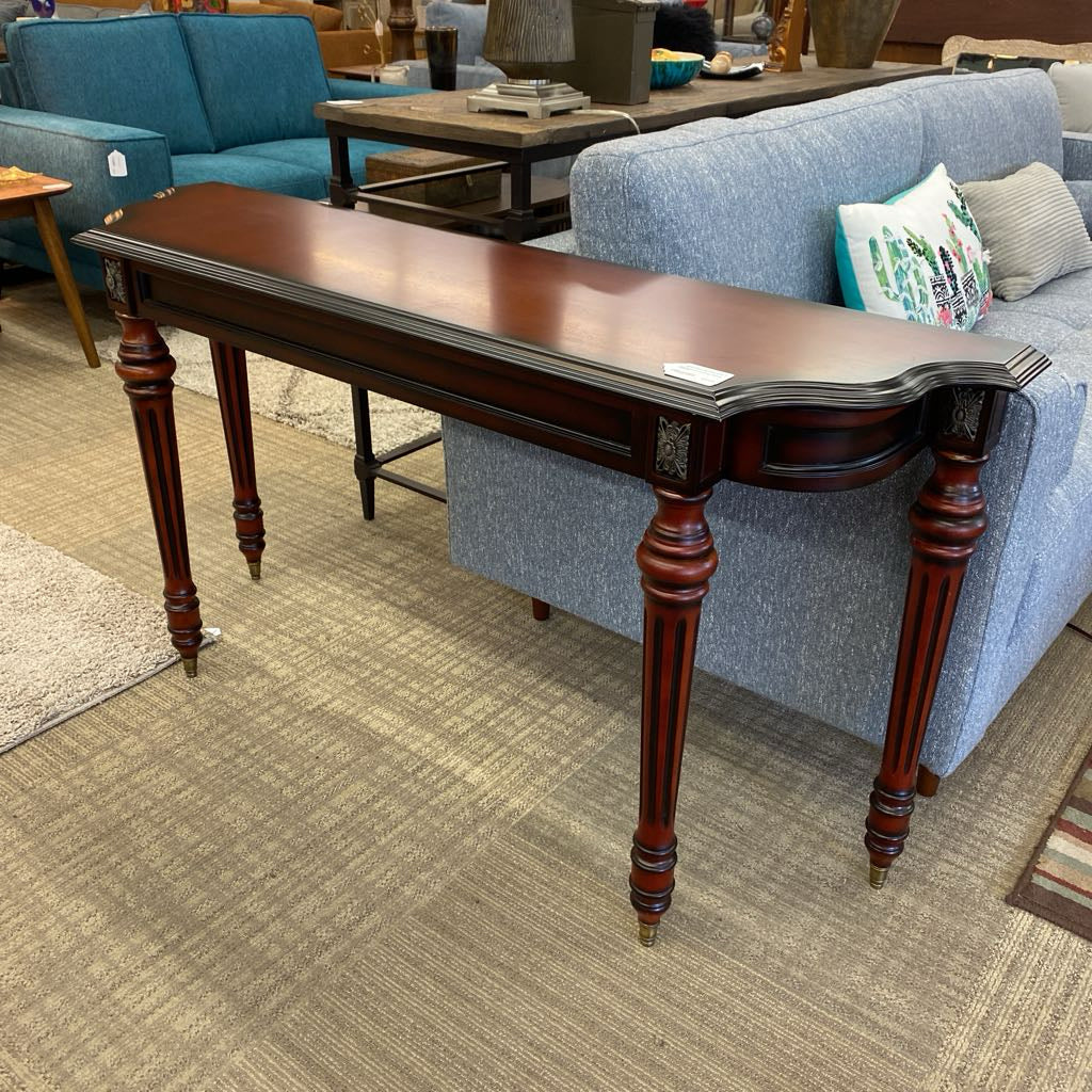Classic Fluted Leg Entry Console Table C CONSOLE TABLES