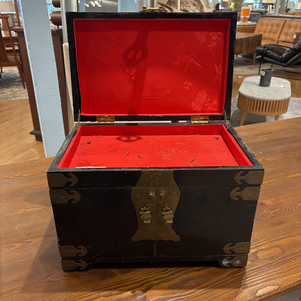 Chinese Black Lacquer Wood Jewelry Box
