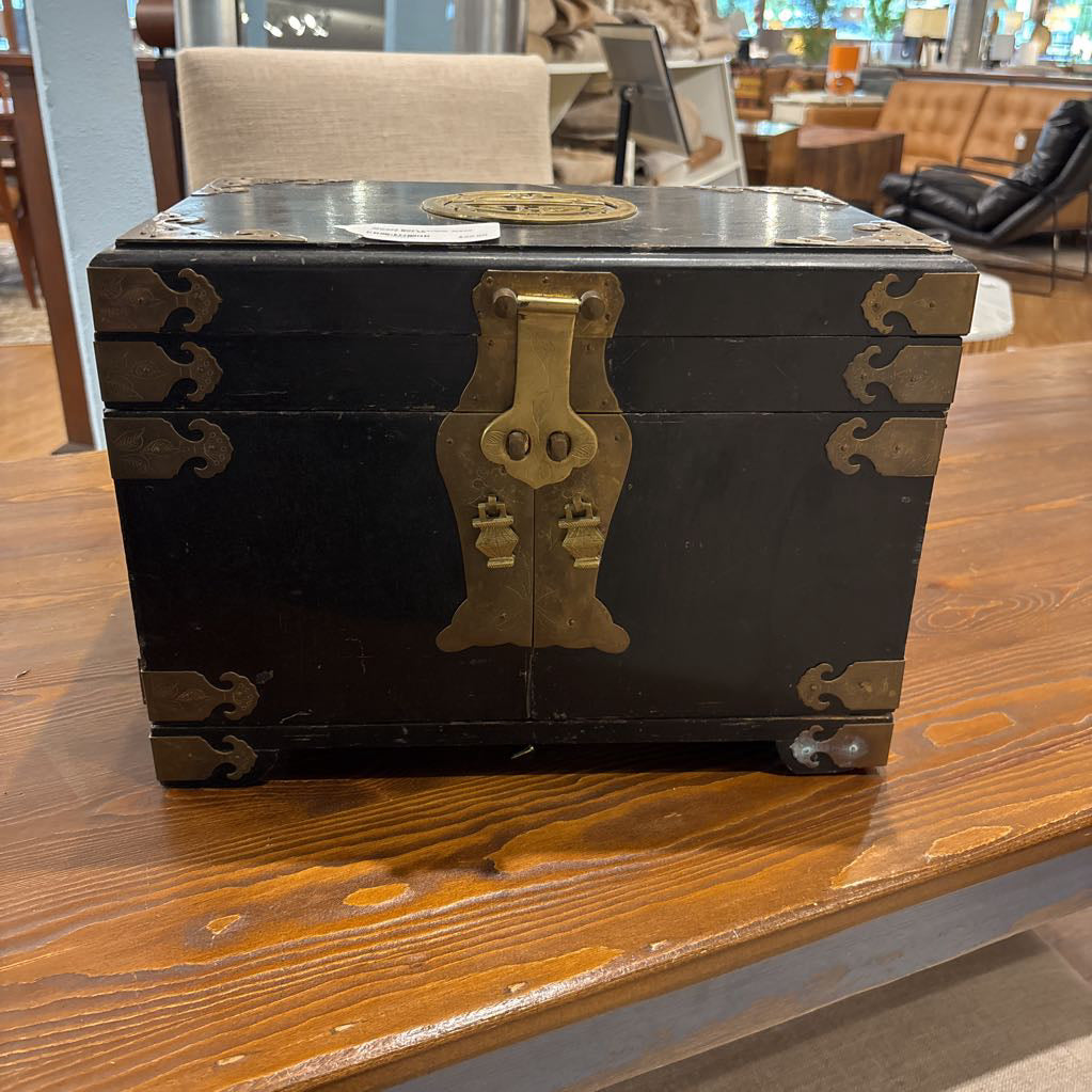 Chinese Black Lacquer Wood Jewelry Box