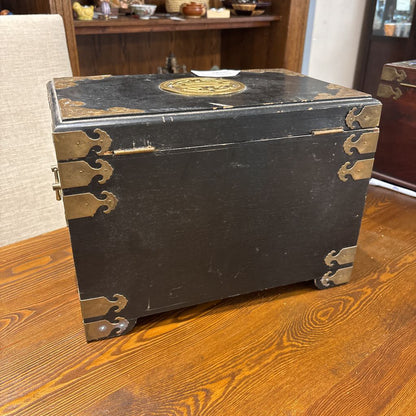 Chinese Black Lacquer Wood Jewelry Box