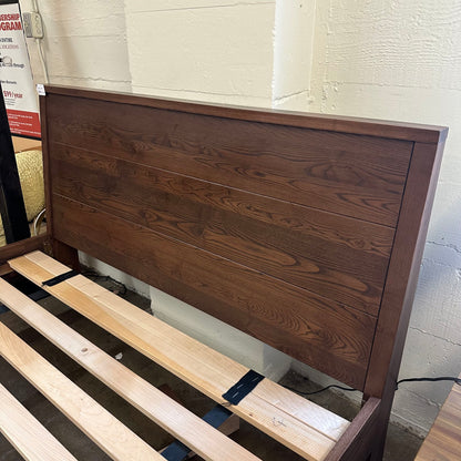 Dania Walnut Queen Bed