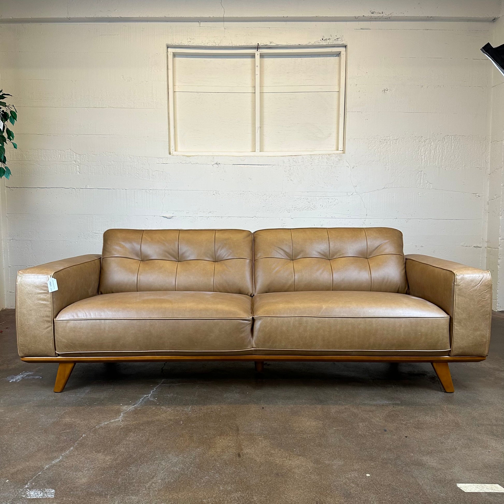 Odense Caramel Leather Sofa U SOFAS
