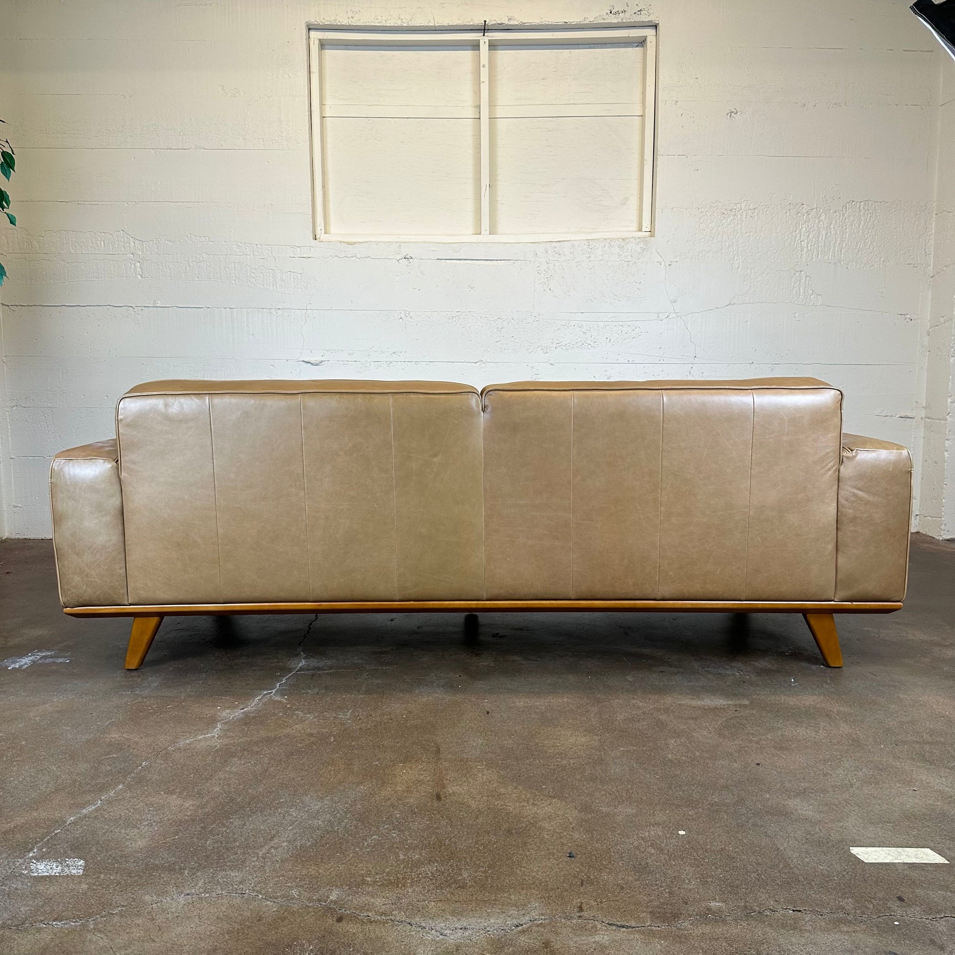 Odense Caramel Leather Sofa U SOFAS
