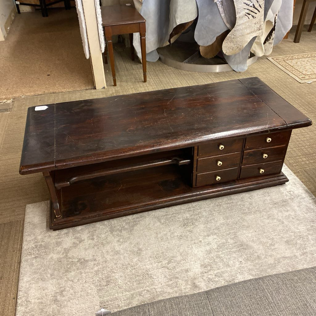 Vintage Dark Wood Coffee Table /Media Stand C COFFEE TABLES