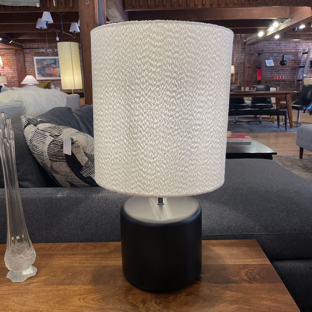 Black Round Base Table Lamp