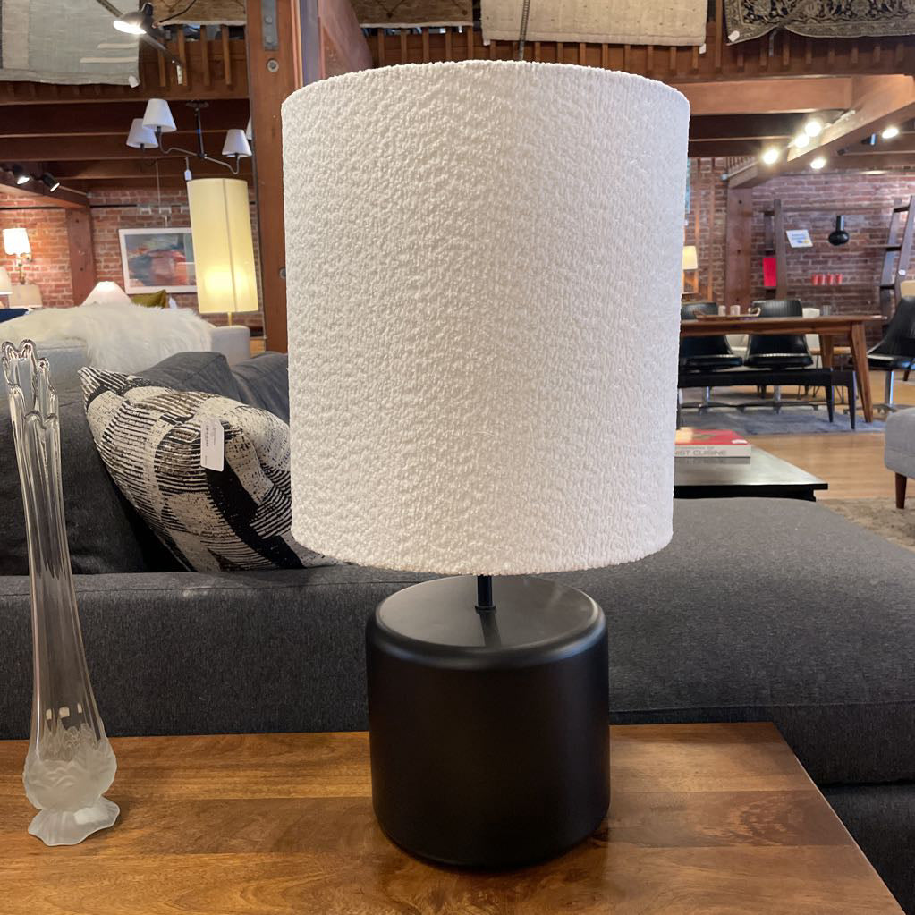 Black Round Base Table Lamp