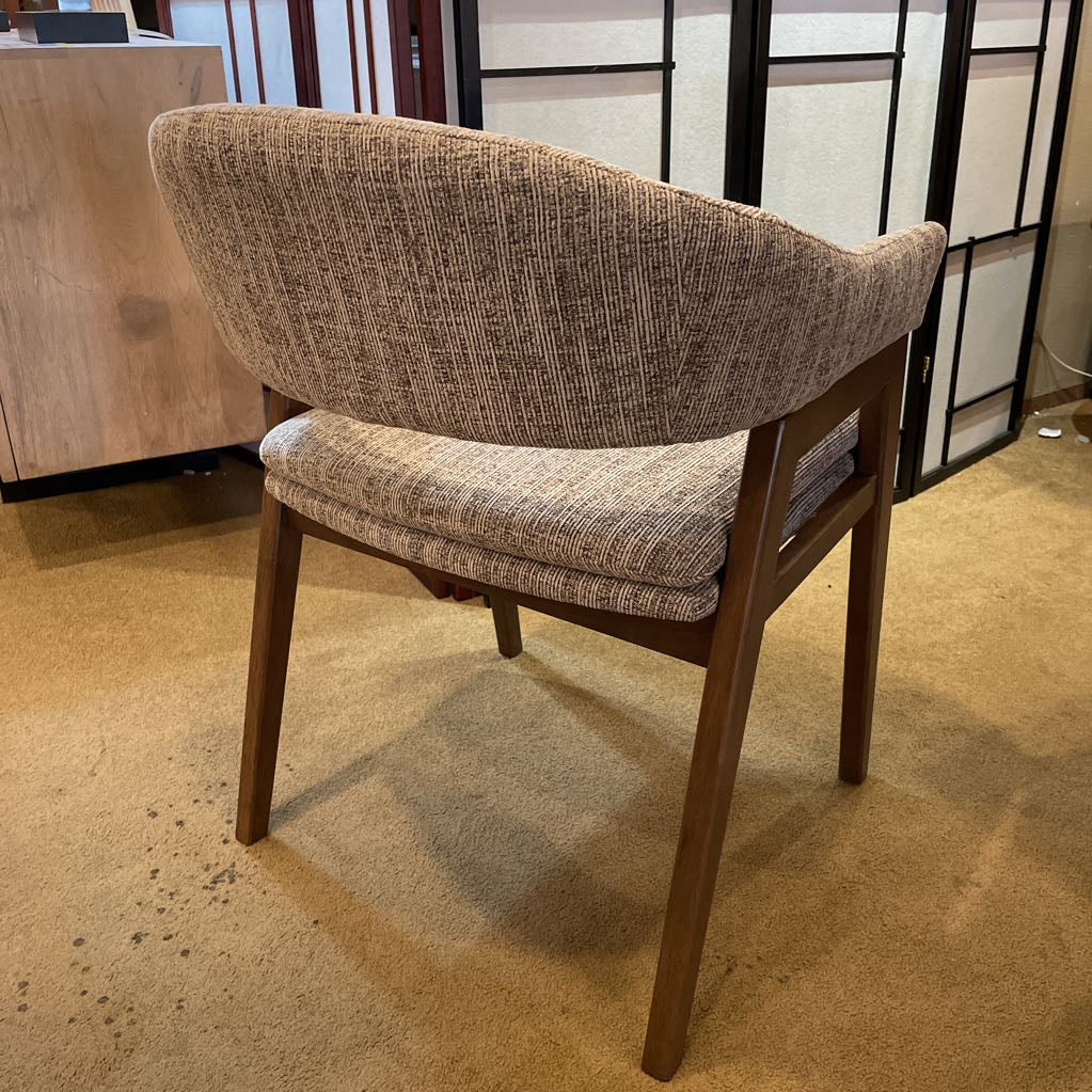 Hunter Arm Chair C DINING CHAIRS